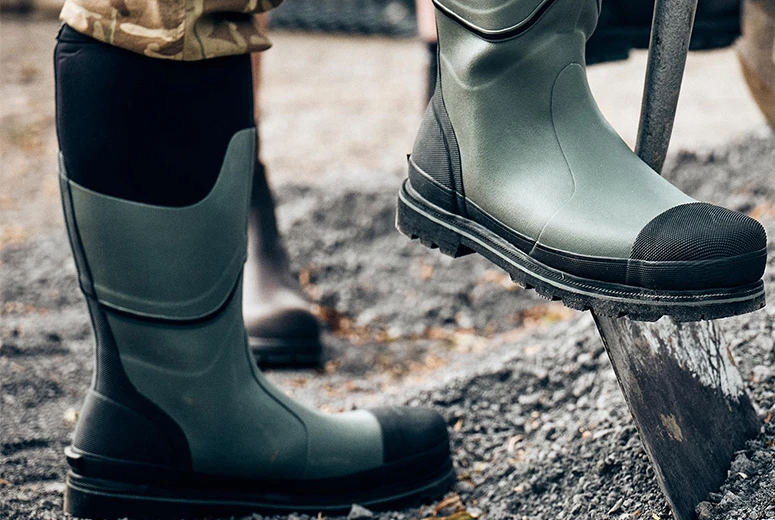 1600 gram waders