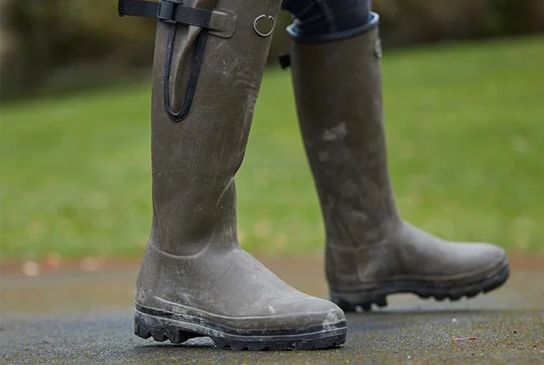 wide calf womens hunting boots